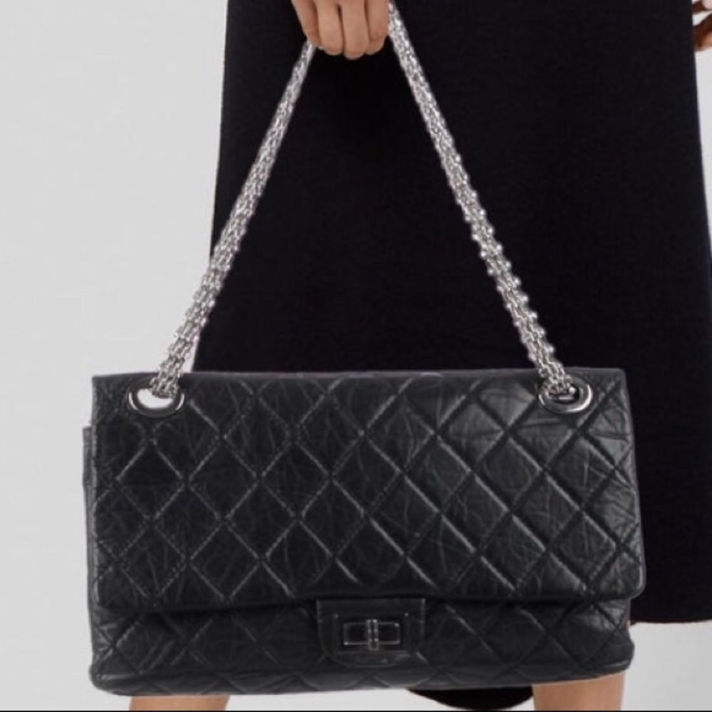 Chanel 228 Double Flap Hong Kong Mobile Exhibit - Picture 10 of 16